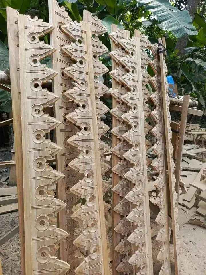 Konsol Kayu Atap
